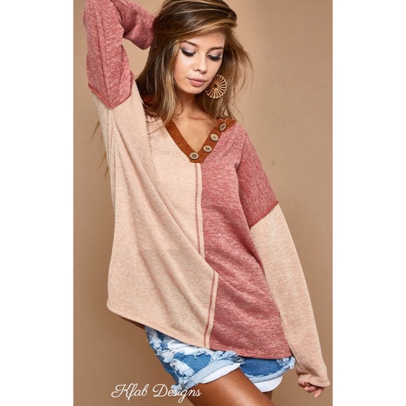 ❤️LAST 1! IN STOCK Color Block Button Detail Mir Sweater Top! - Picture 3 of 9